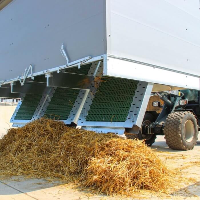 2 Trio Easy Clean Calf Hutches in Germany